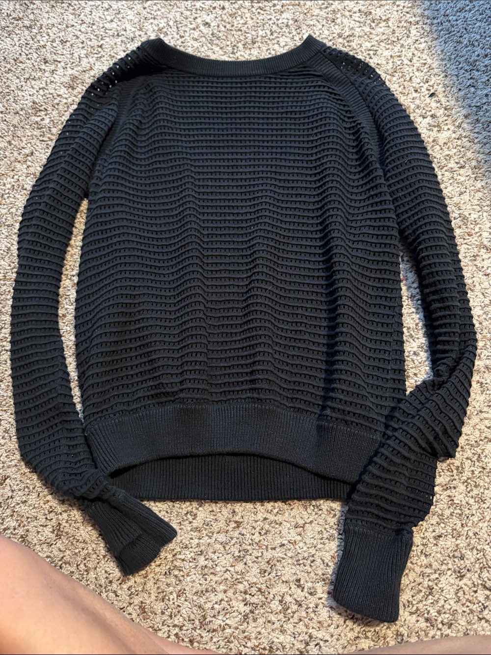 Women’s Black Open-Knit Sweater - Classic Lightweight Pullover Size 6